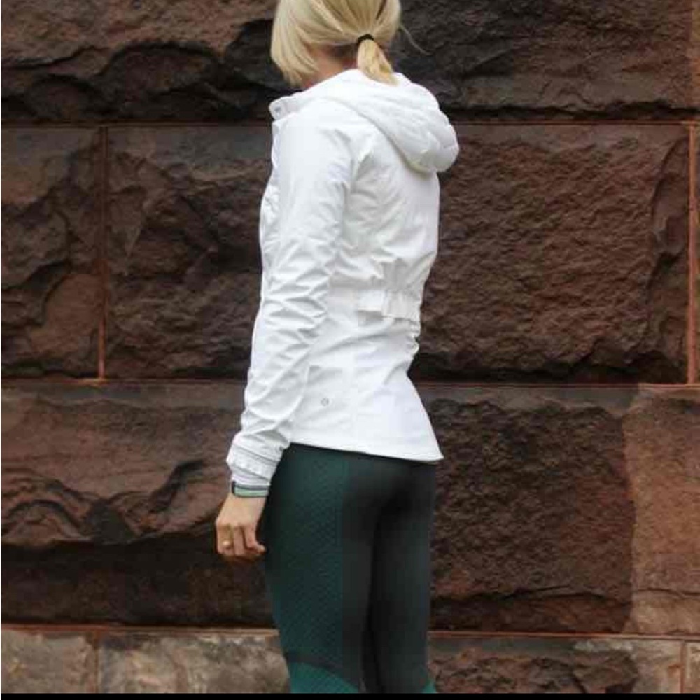 Lululemon Wind Runner Softshell Jacket & Vest White